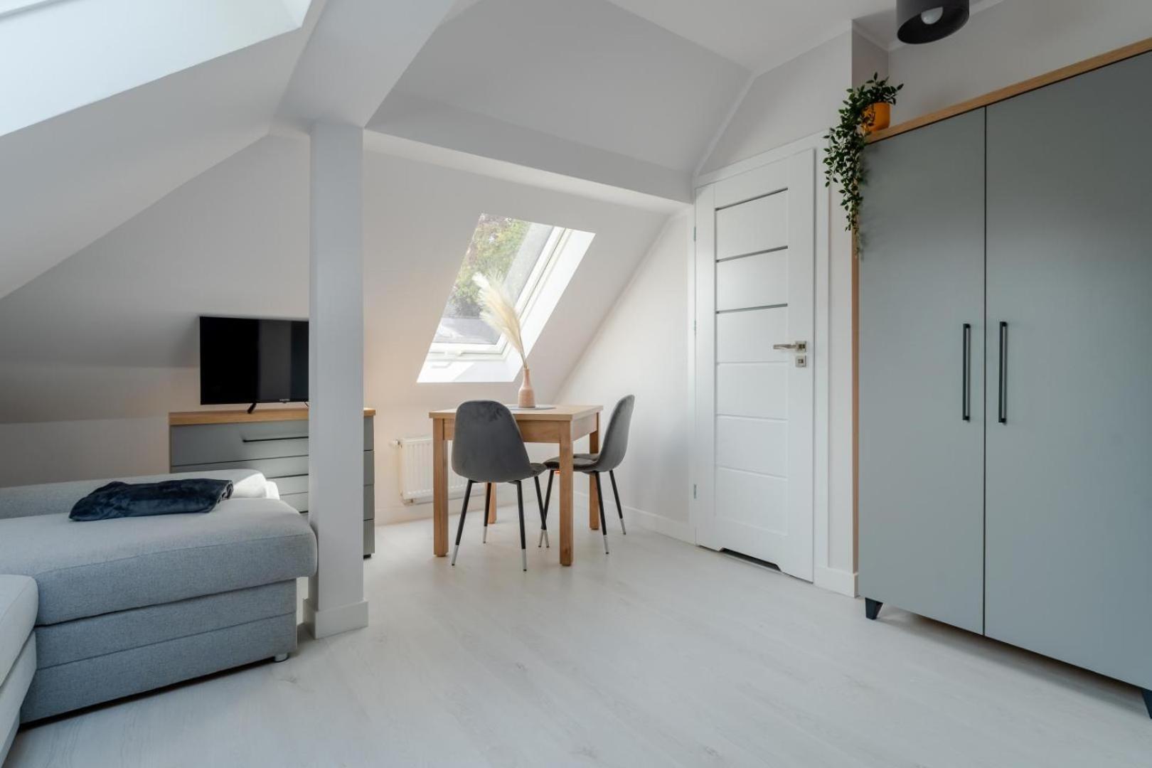 Apartamenty Ok'S - Blisko Centrum W Pelni Wyposazone - By Spaceapart เยเลเนียกูรา ภายนอก รูปภาพ
