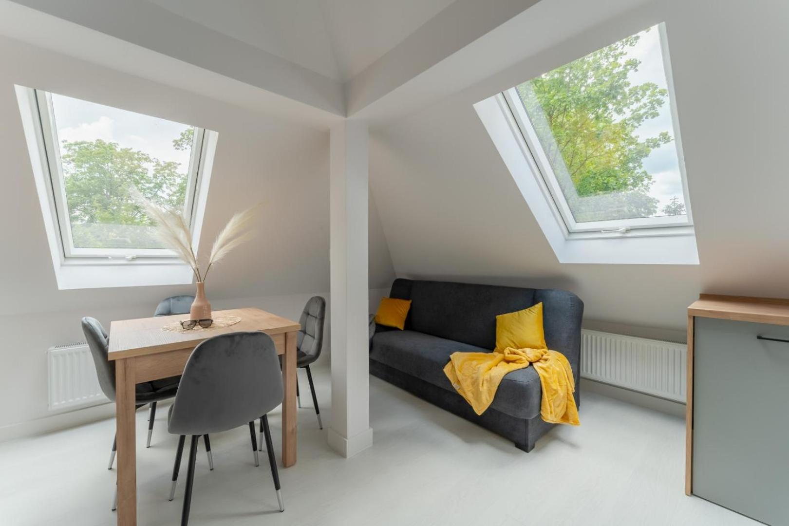 Apartamenty Ok'S - Blisko Centrum W Pelni Wyposazone - By Spaceapart เยเลเนียกูรา ภายนอก รูปภาพ